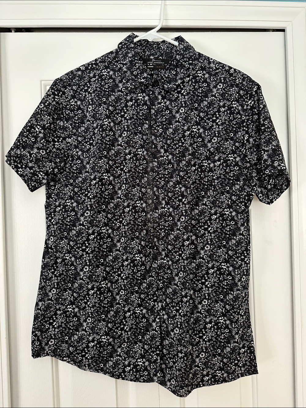 Marc Anthony Black Short Sleeve Floral Button-Down Shirt